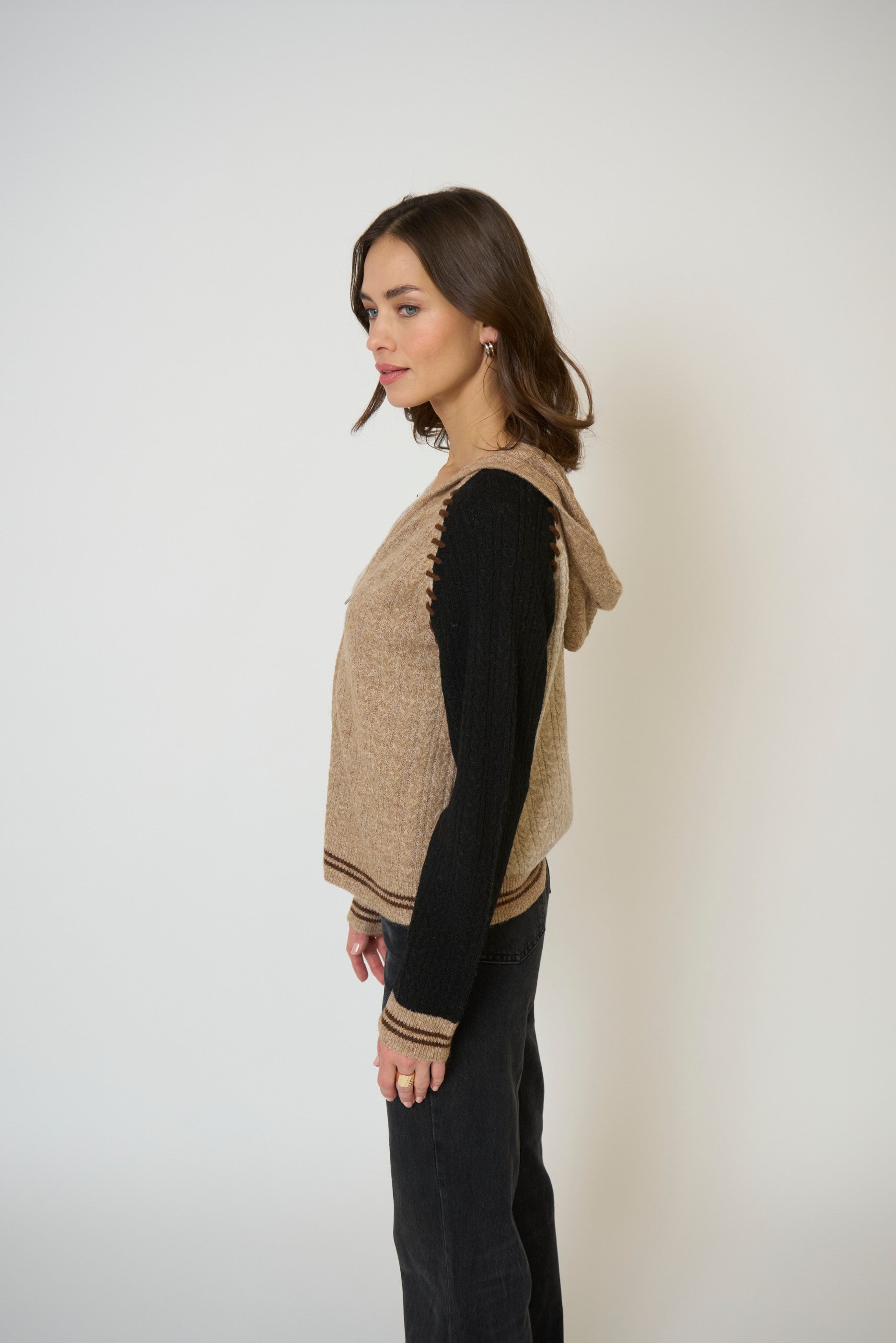 Faye Cabled Hoodie W/Whipstitch