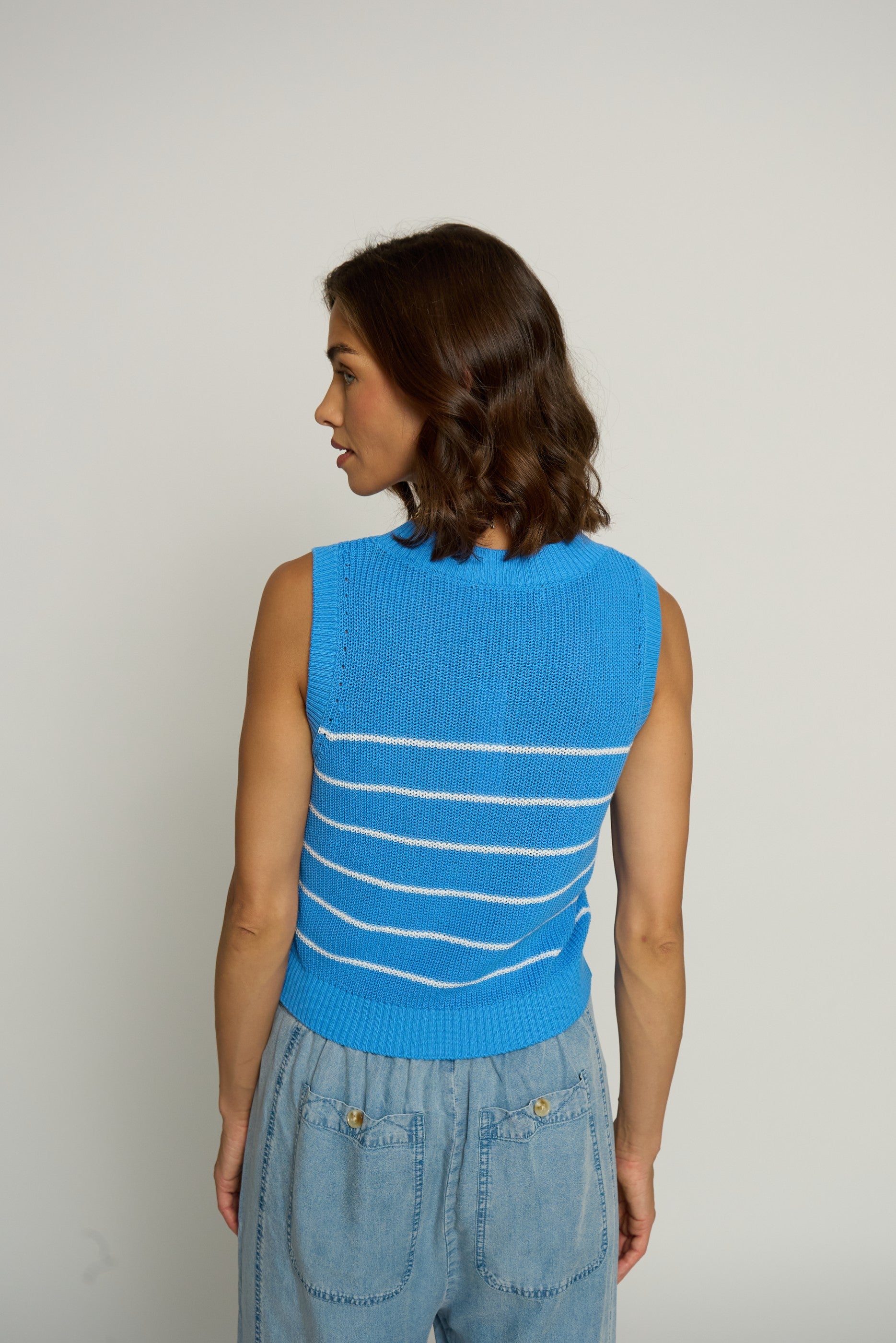 Lace Up Sleeveless Top