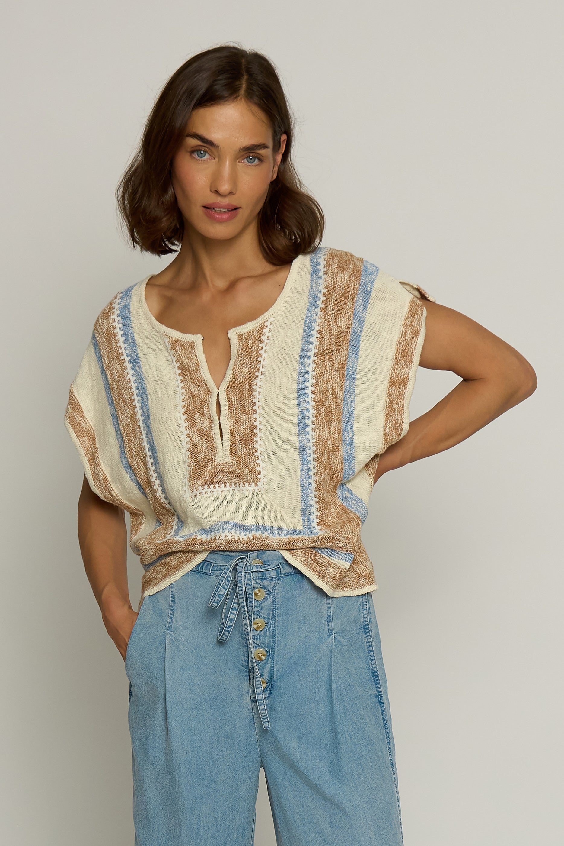 Mitred Stripe Square Top