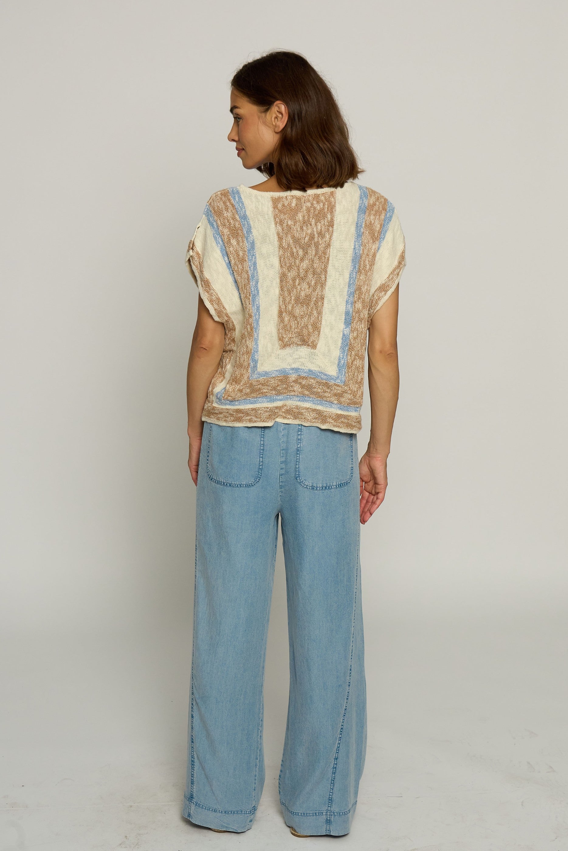 Mitred Stripe Square Top