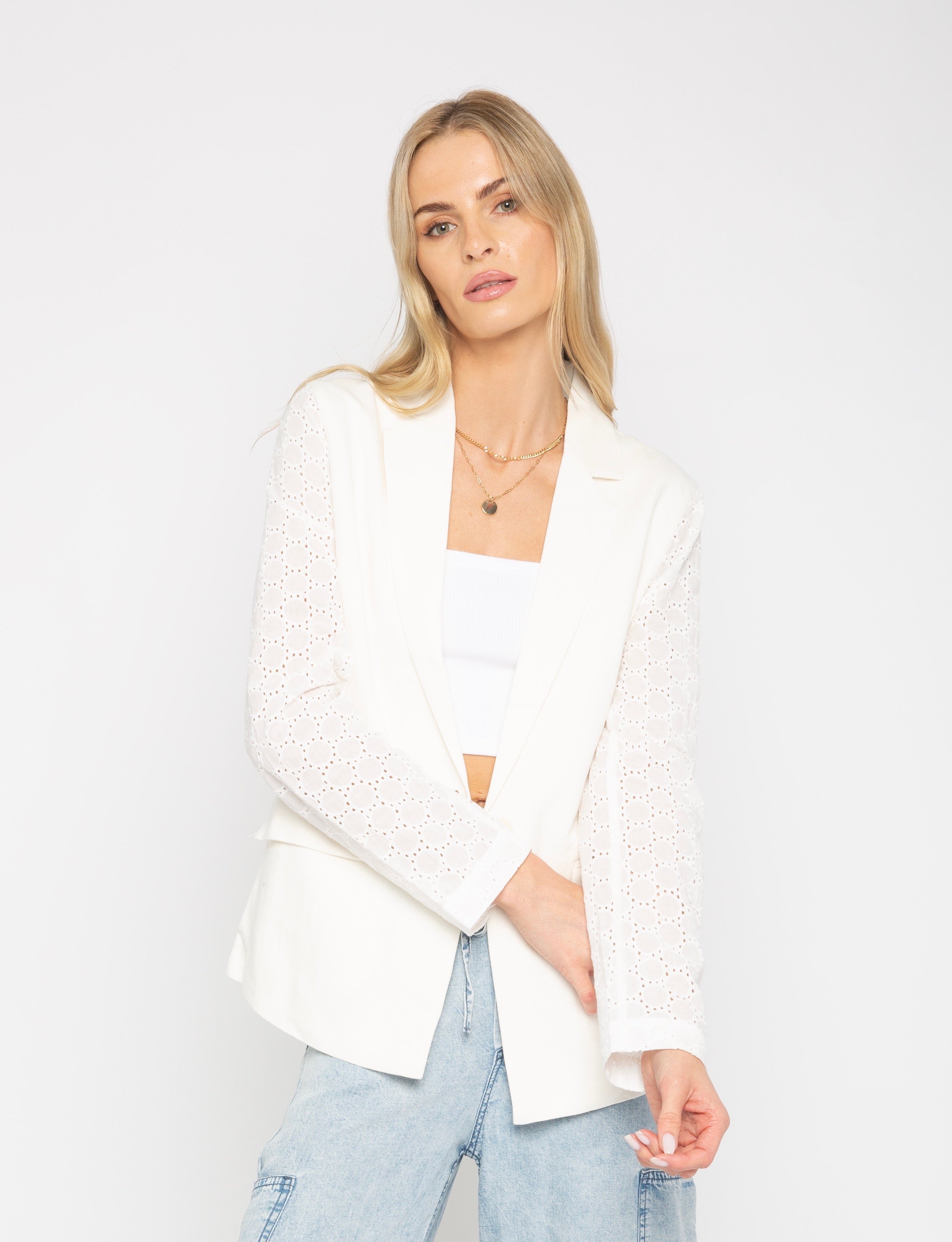Agnes Eyelets Sleeves Blazer