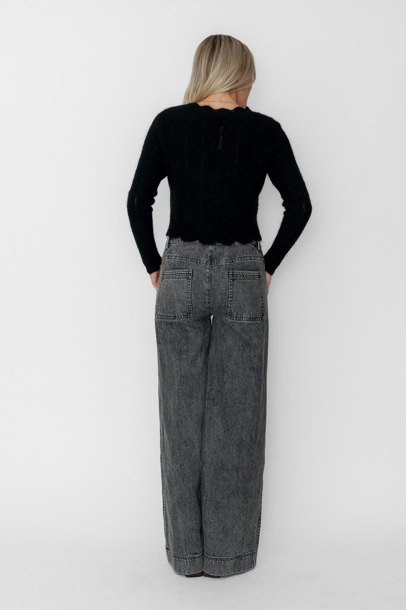 Amelie Scallop Cardigan