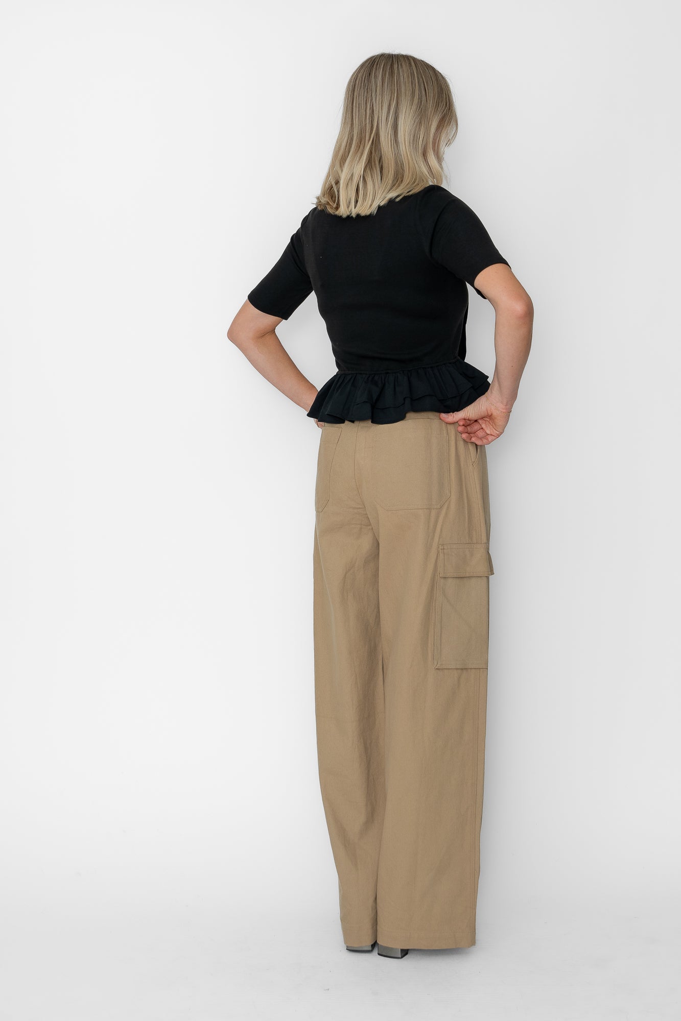 Fabienne Knit Top W Ruffles