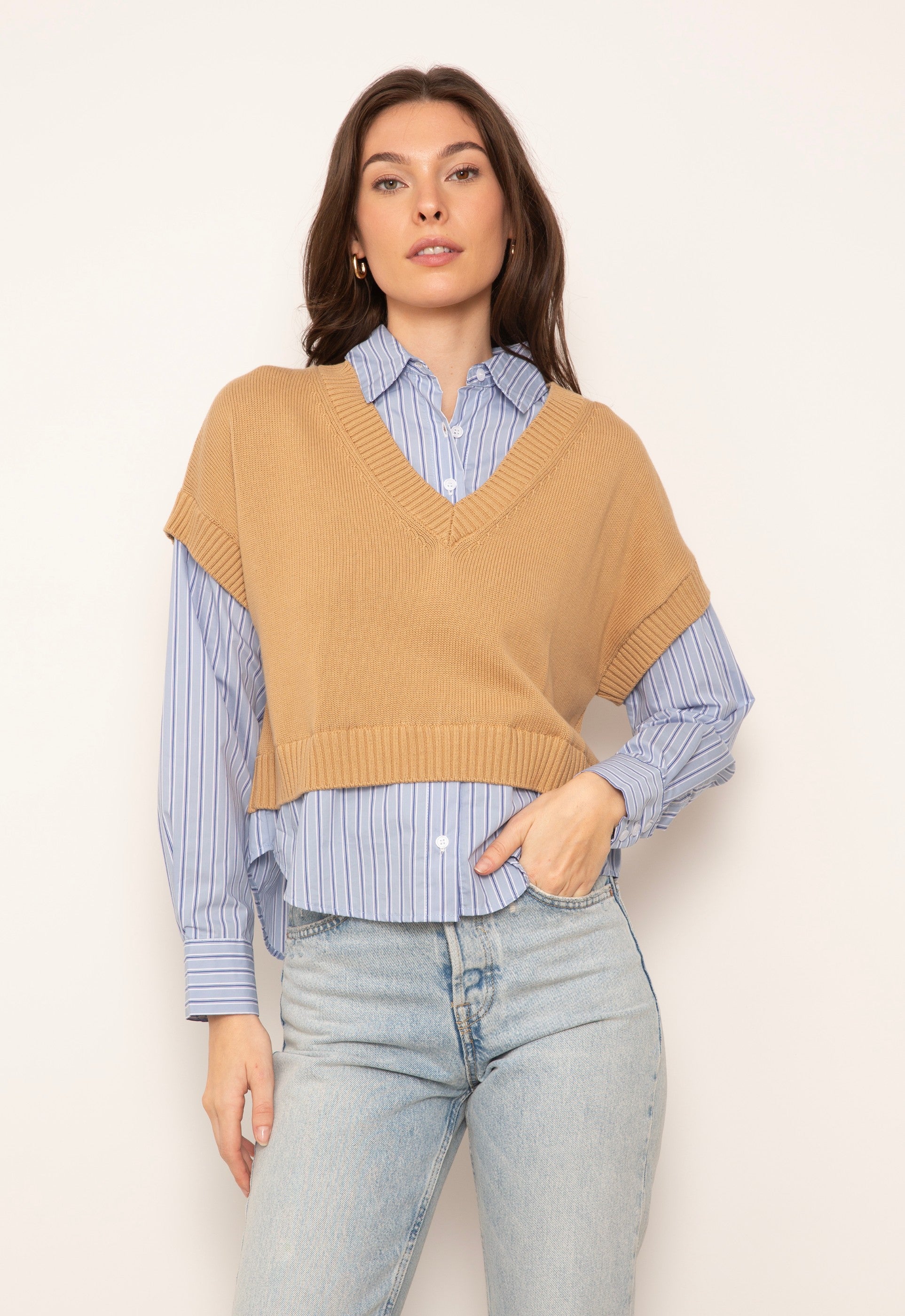 Tessa Crop Vneck Twofer