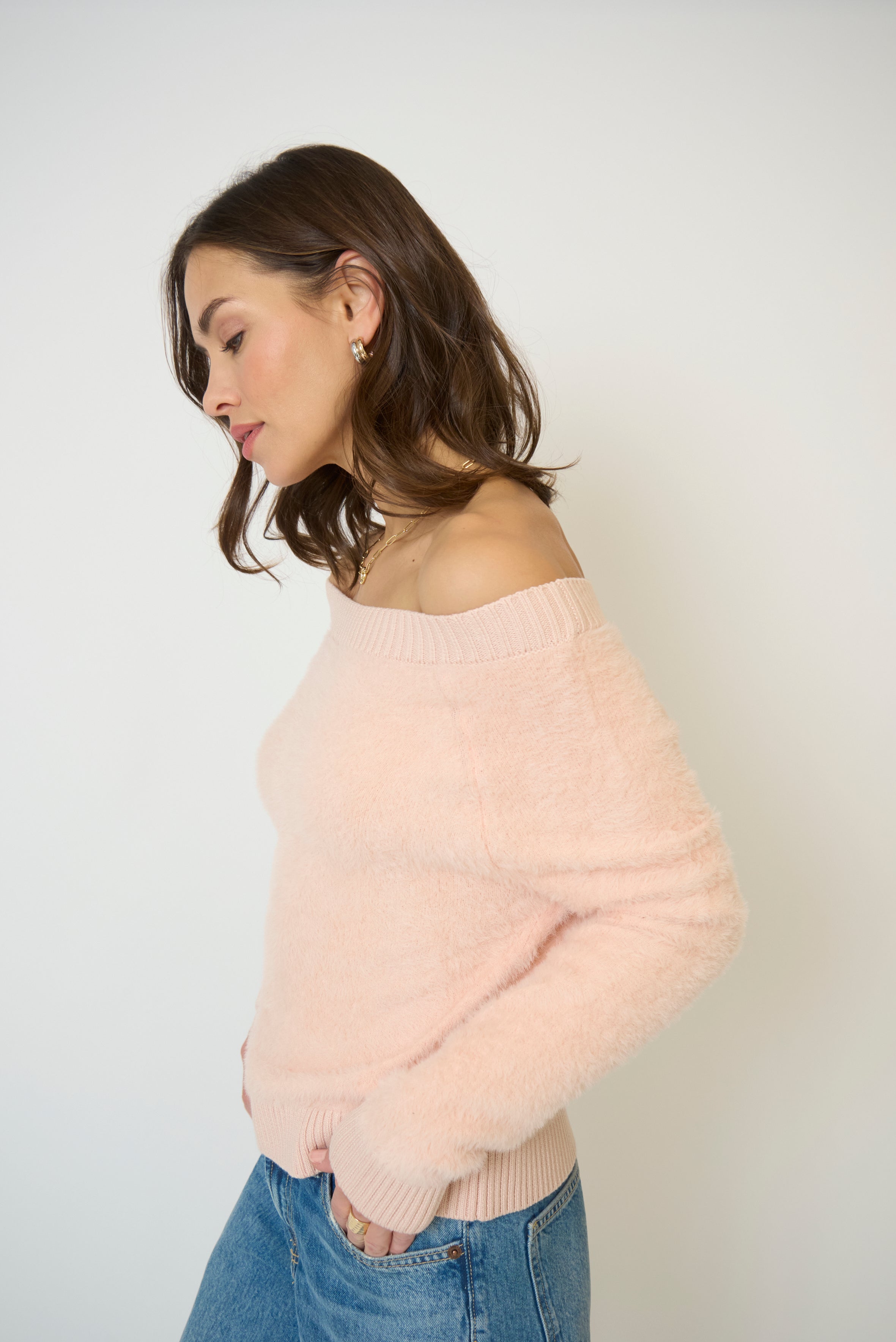 Roman Eyelash Off Shoulder