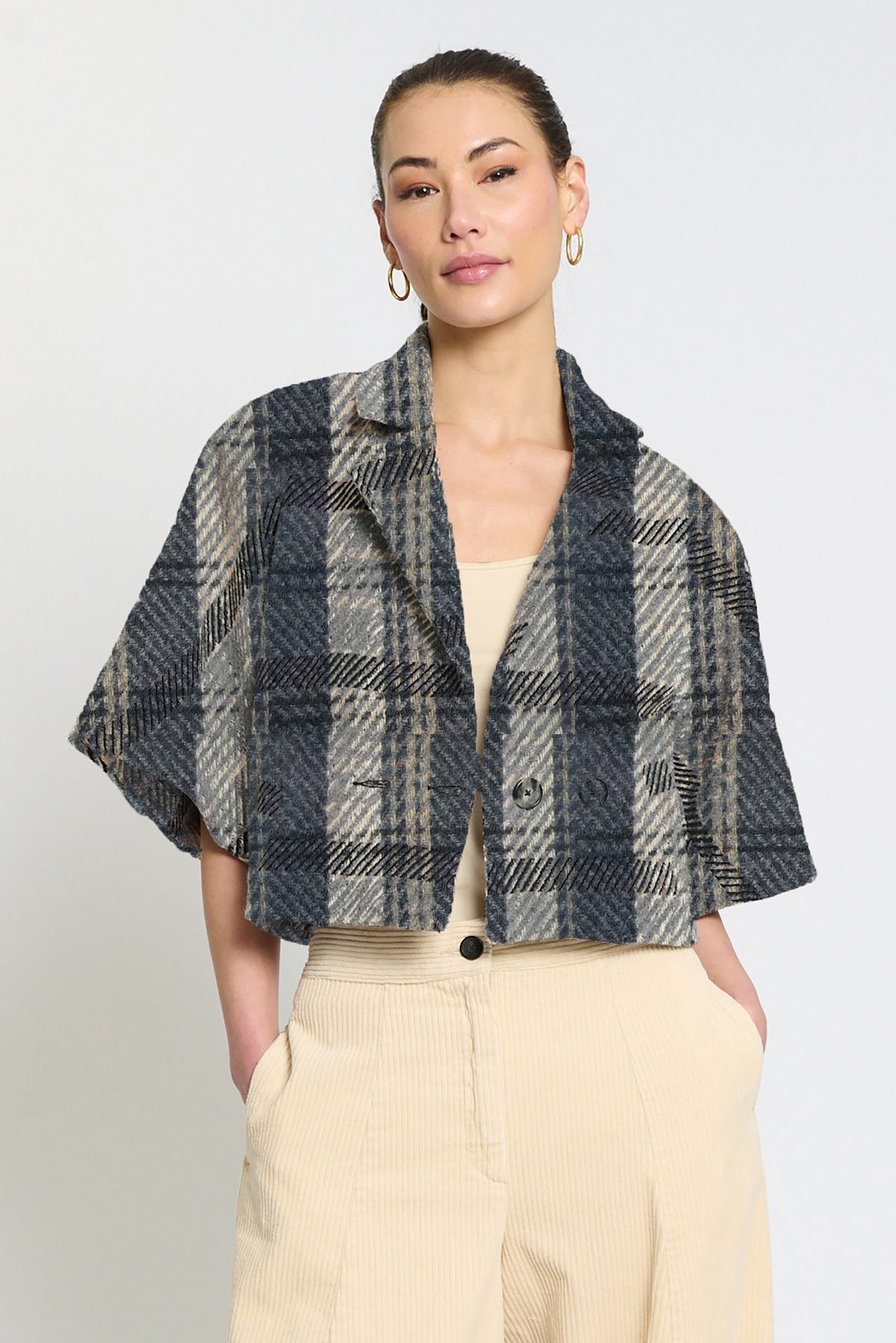 Lyla Short Sleeve Cape Jacket