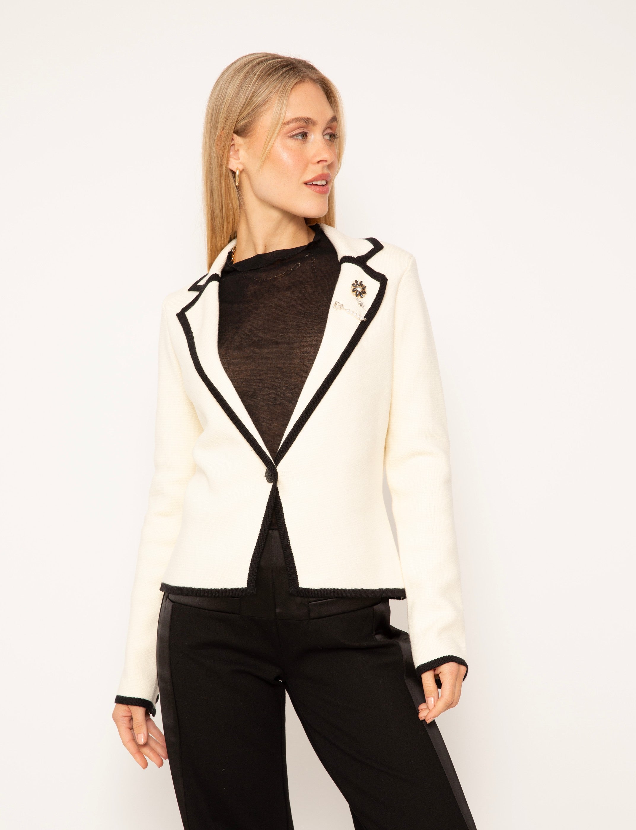 Cece Sweater Blazer