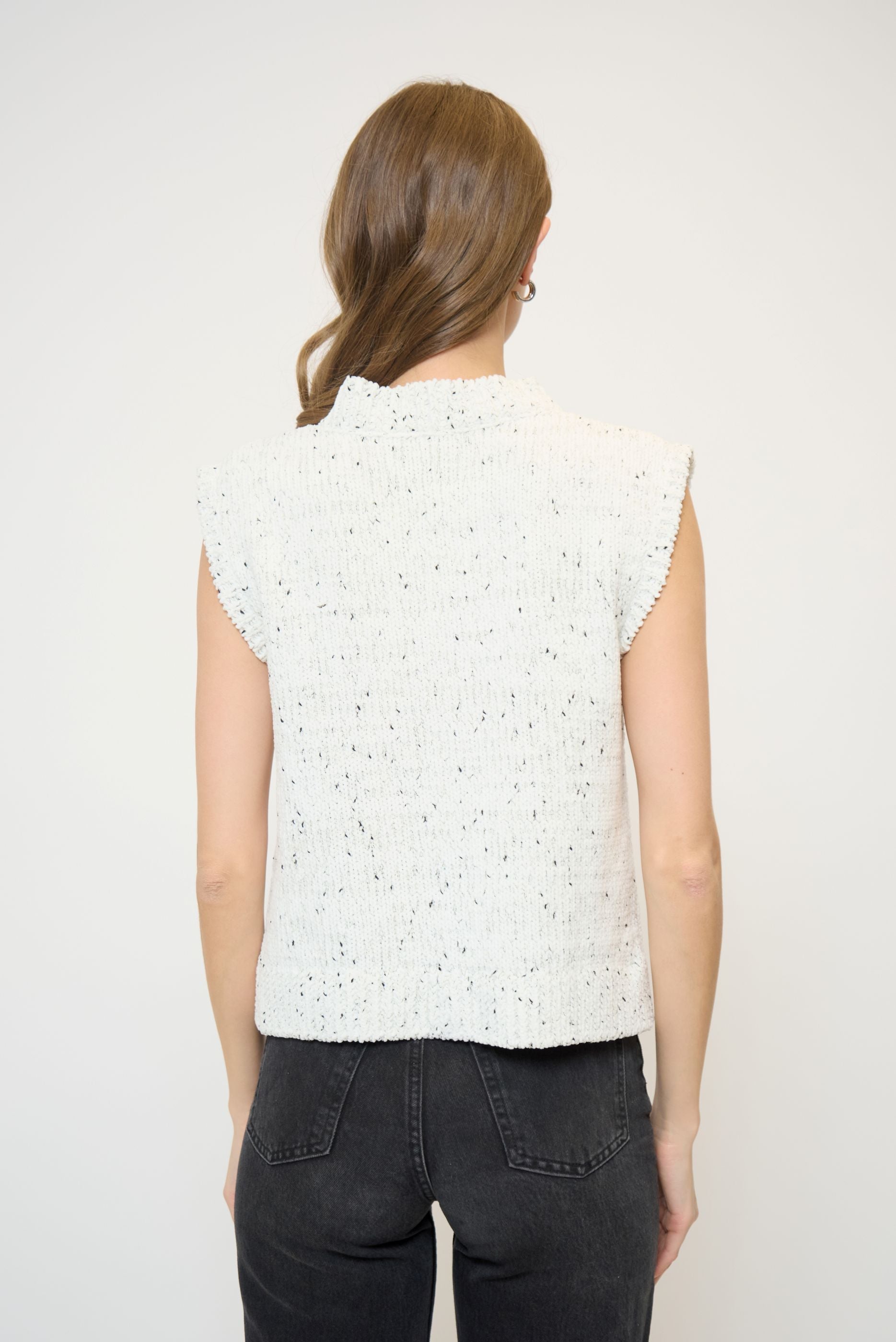 Tasha Sleeveless Chenille Cardi