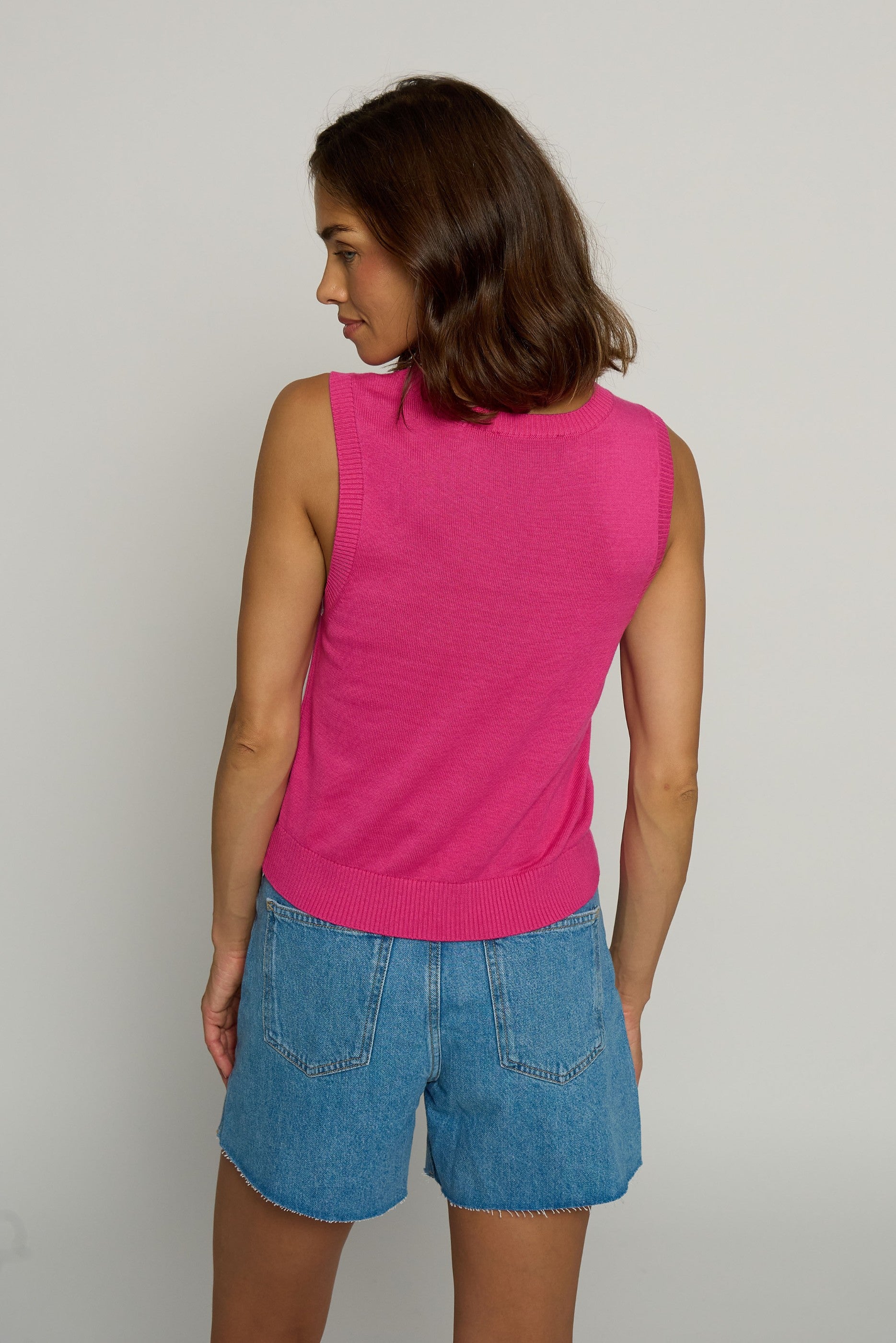 Tubular Shell Top