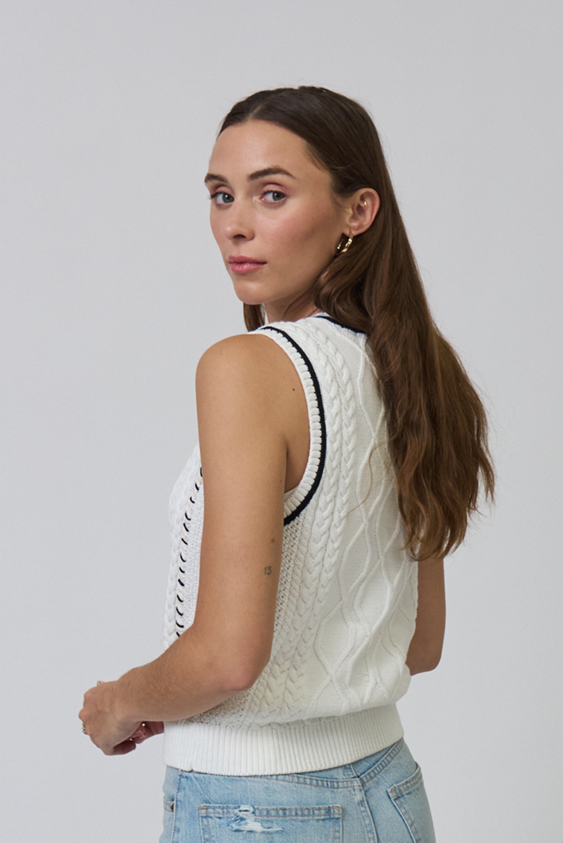 Jaden Embroidered Cable Shell