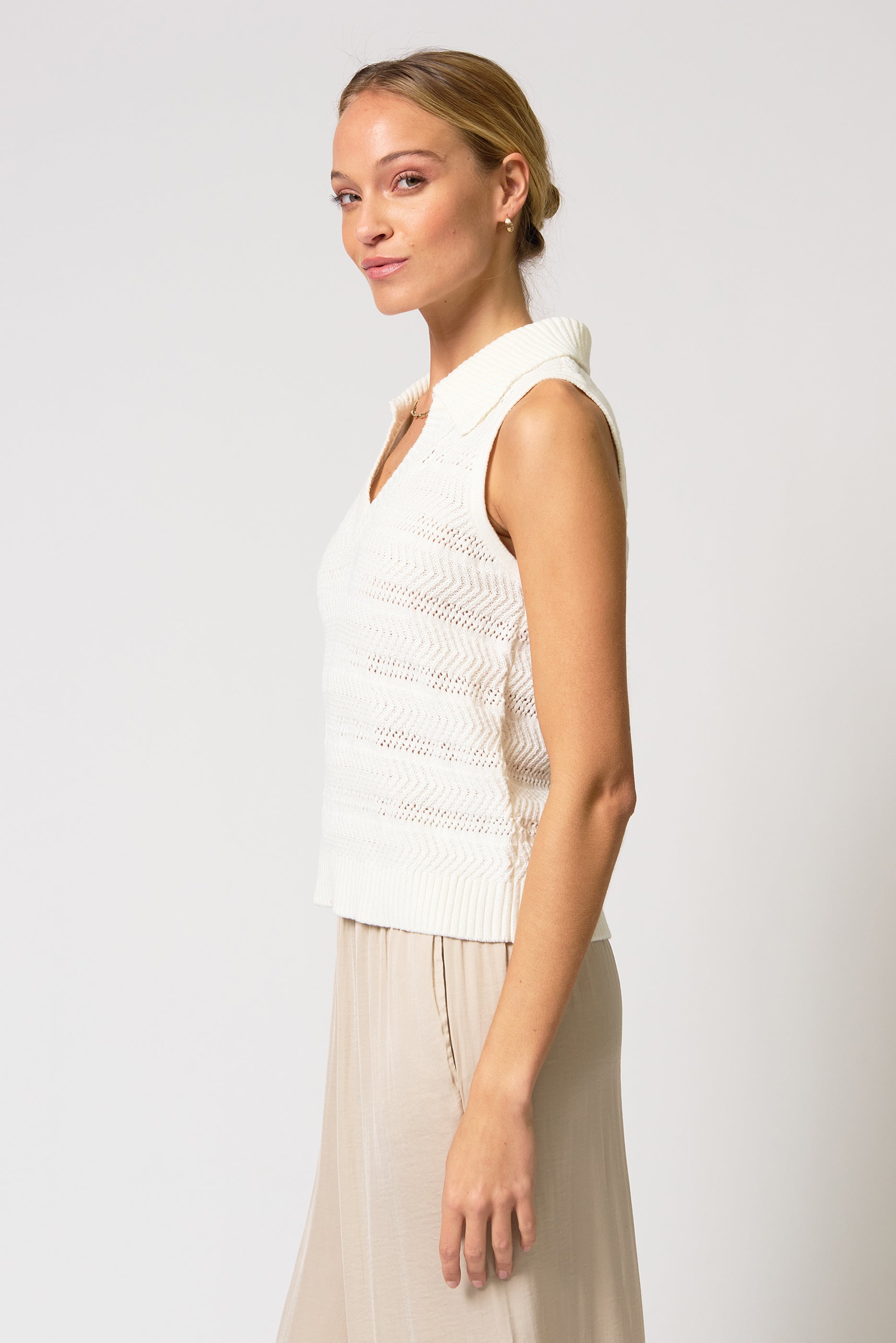 Avery Pointelle Johnny Collar