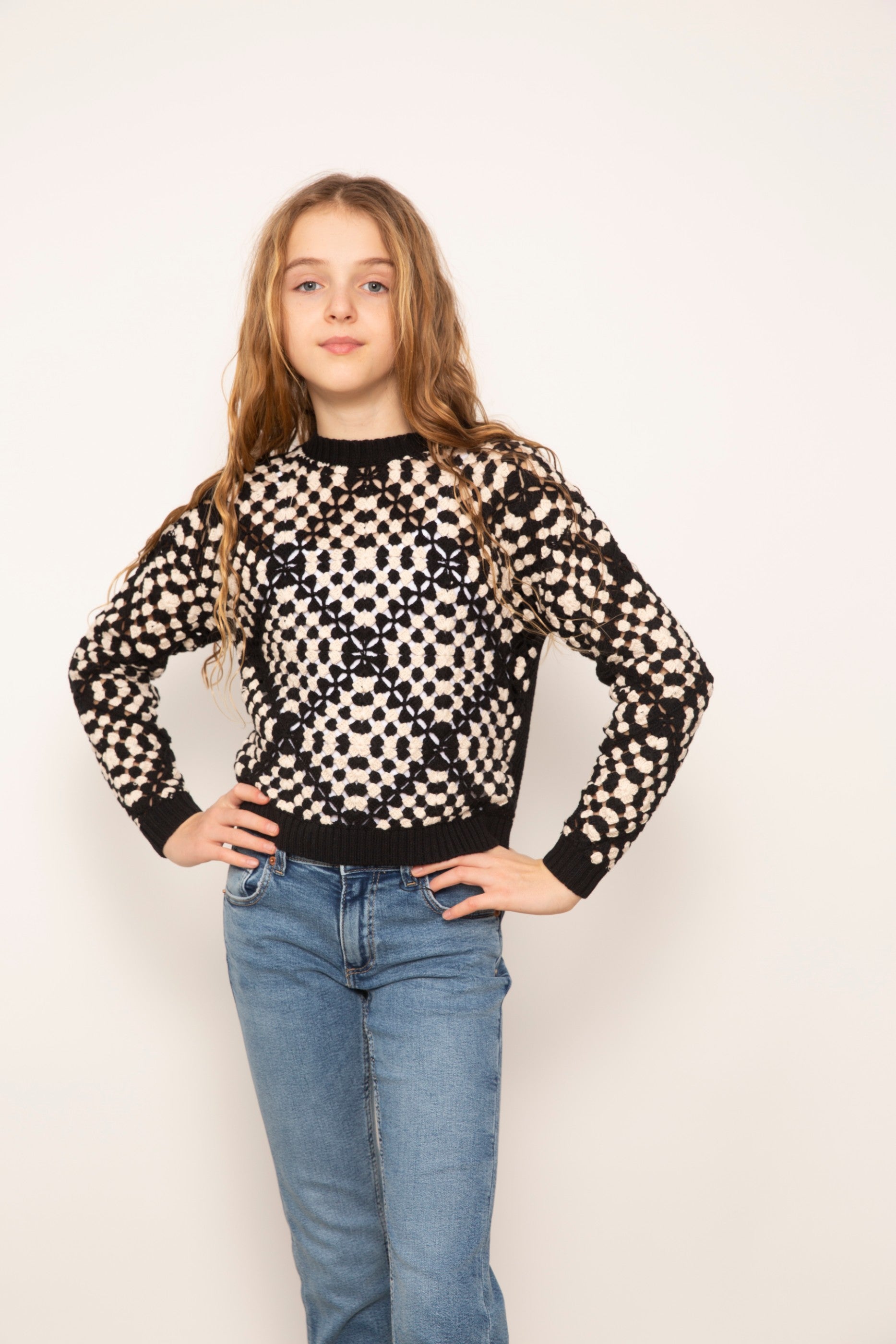 Casey Diamond Crochet Crew