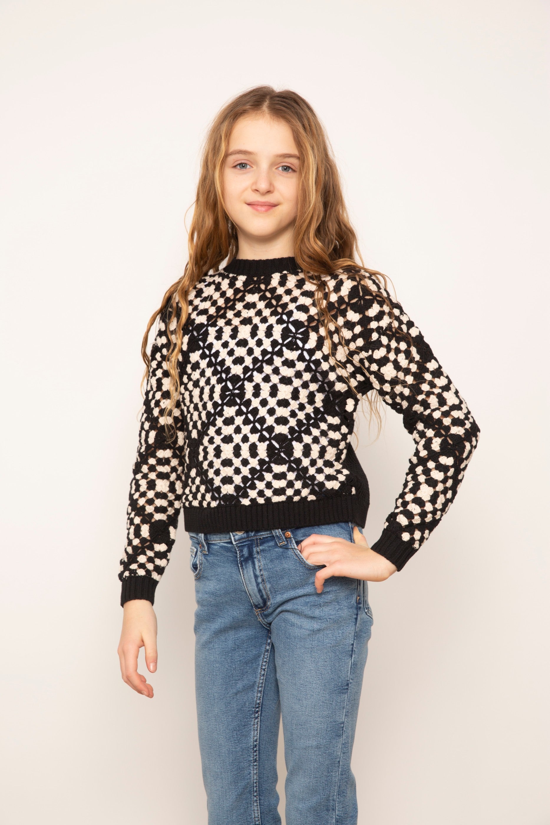 Casey Diamond Crochet Crew