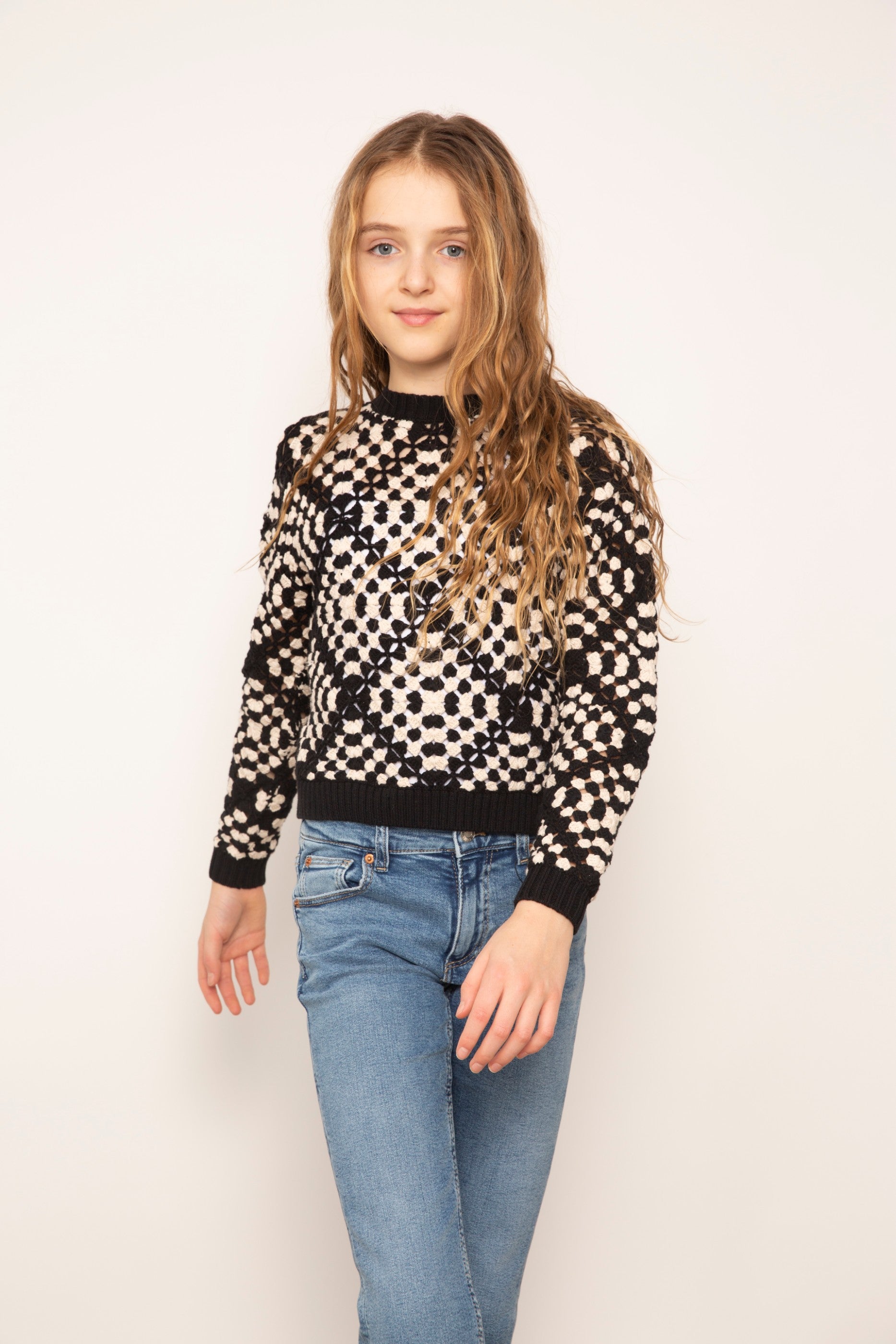 Casey Diamond Crochet Crew