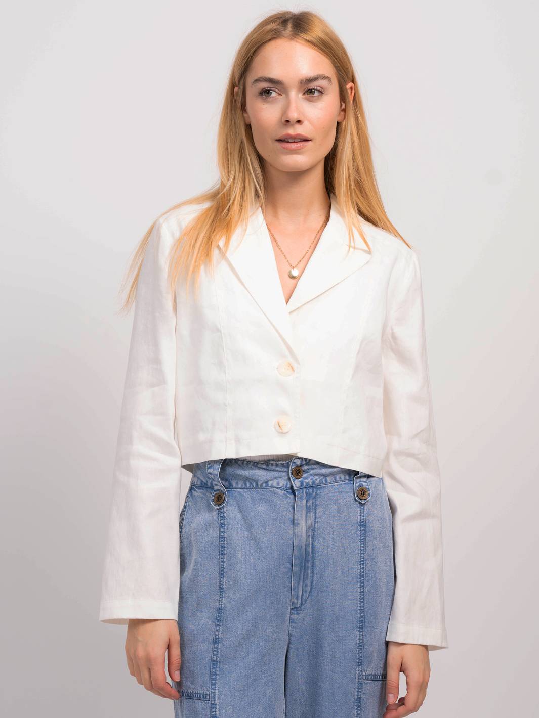 Leila Crop Blazer