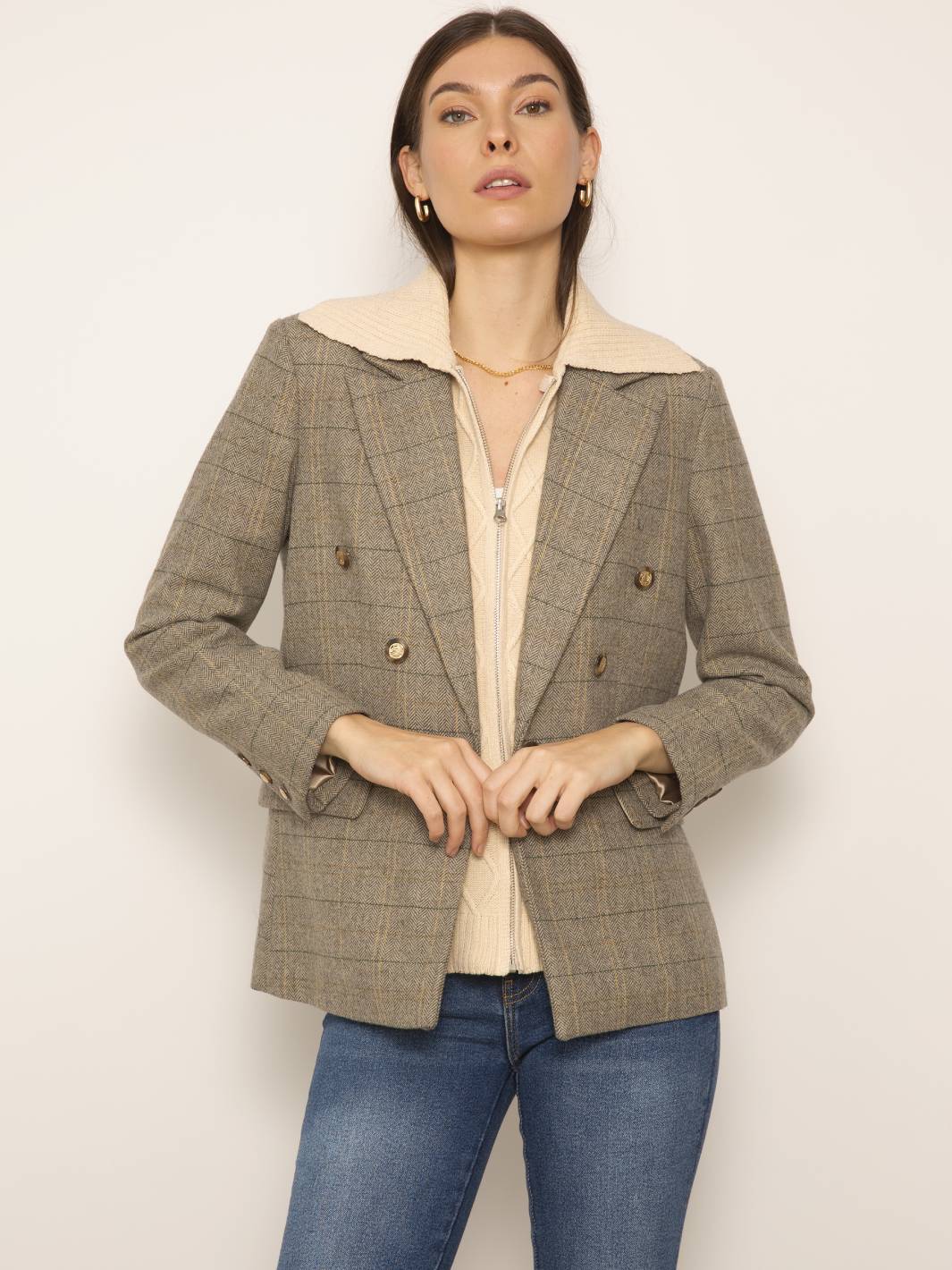 Barret Plaid Blazer with Cable Dickie