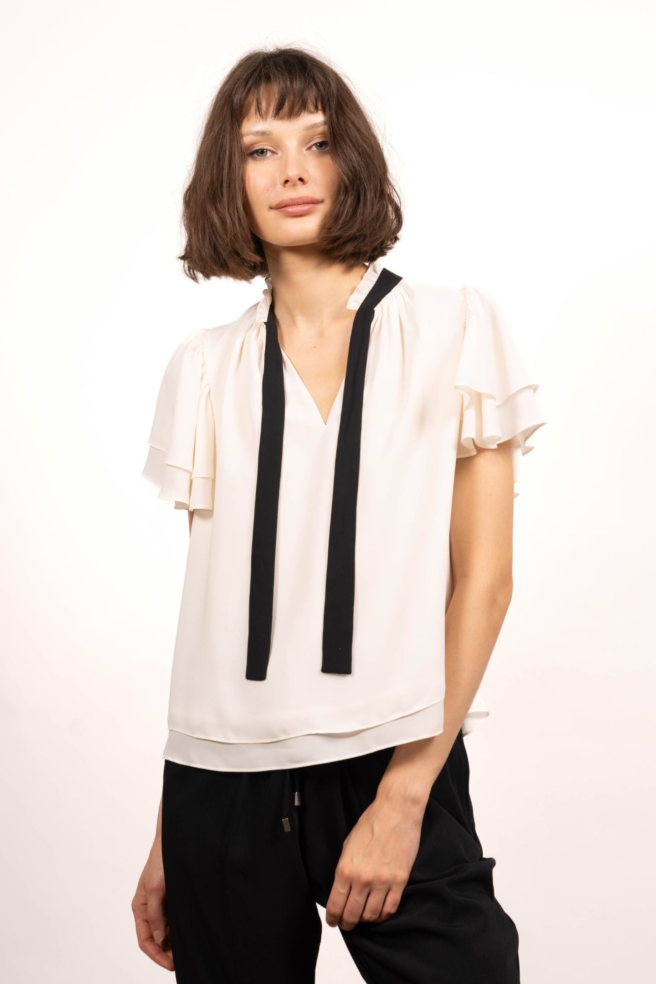 Lanna Two Layers Top With Ruffled Neck Print